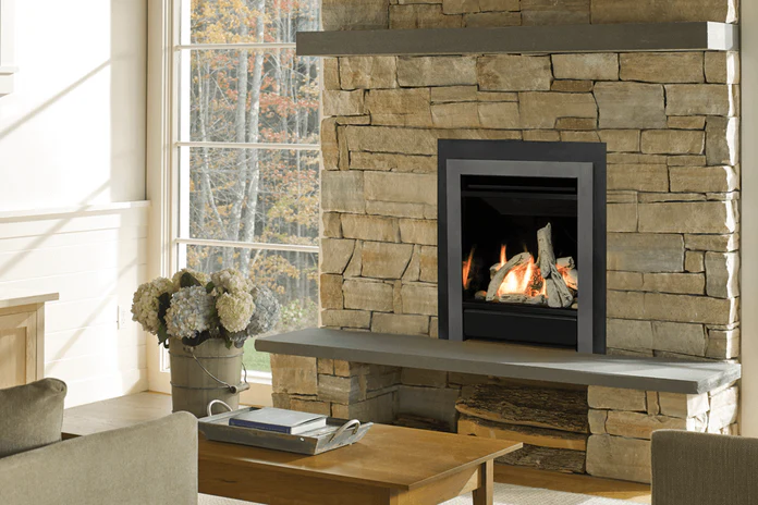 VALOR Foyer au gaz Portrait : le foyer au gaz Vevor idéal pour allier design contemporain et confort thermique.