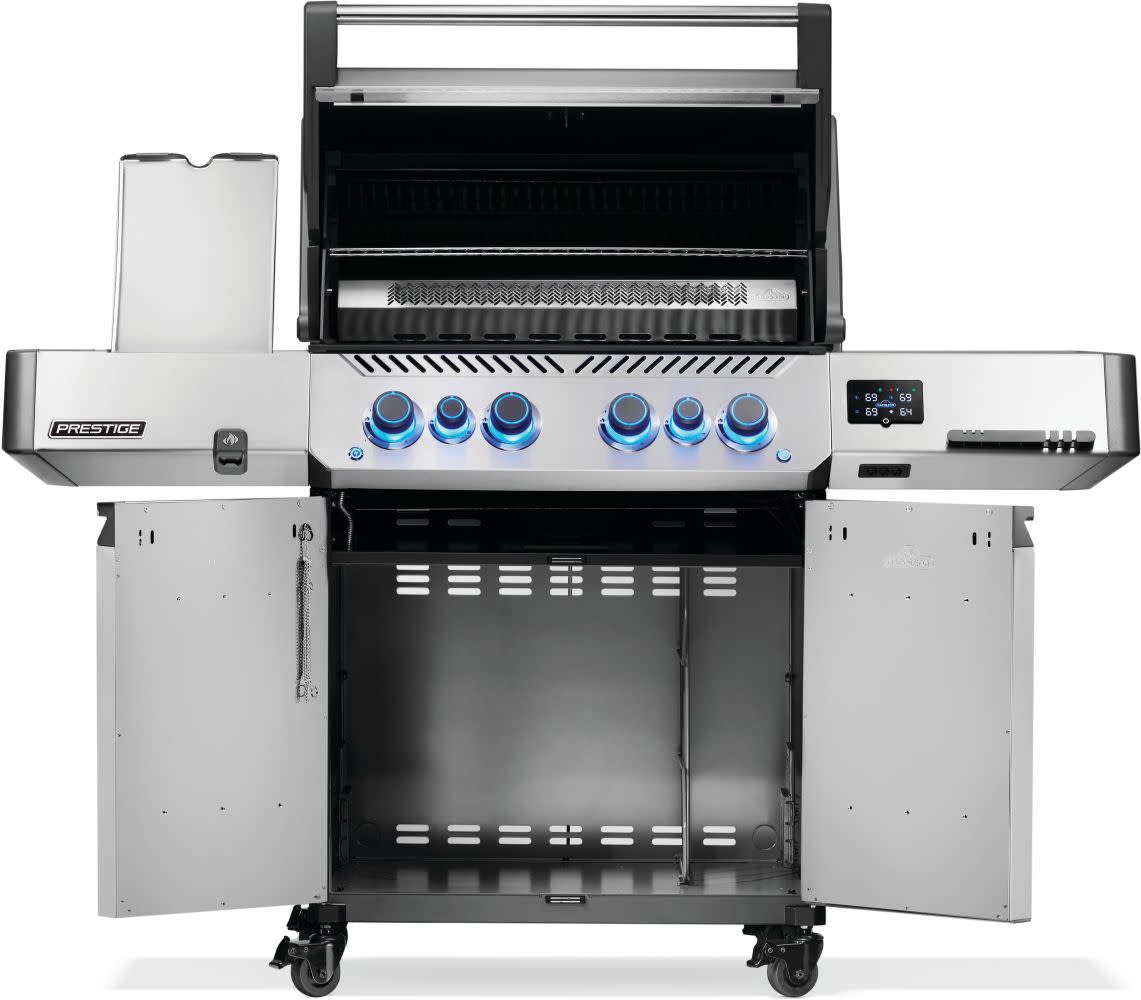 Napoléon BBQ Prestige 500 connecté RSIB offrant une cuisson intelligente, des brûleurs infrarouges et des performances haut de gamme pour votre cuisine extérieure.
