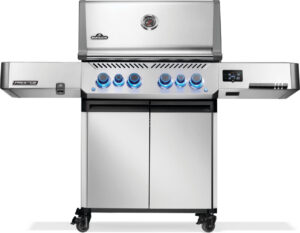 Napoléon BBQ Prestige 500 connecté RSIB offrant une cuisson intelligente, des brûleurs infrarouges et des performances haut de gamme pour votre cuisine extérieure.